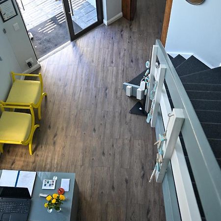 Atlantic Oasis Guest House Тейбъл Вю Екстериор снимка